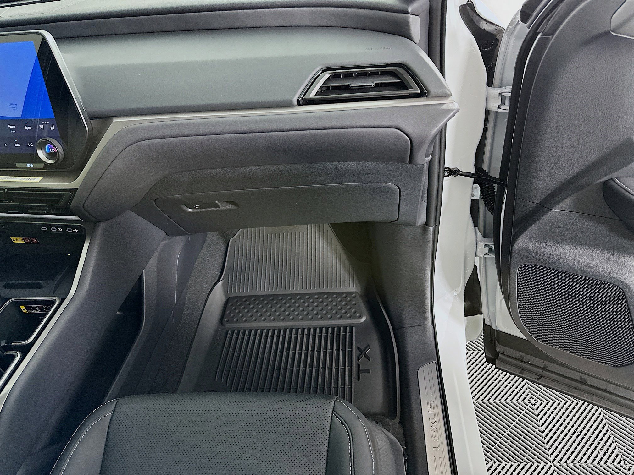 New 2026 Lexus TX 350 AWD image 33