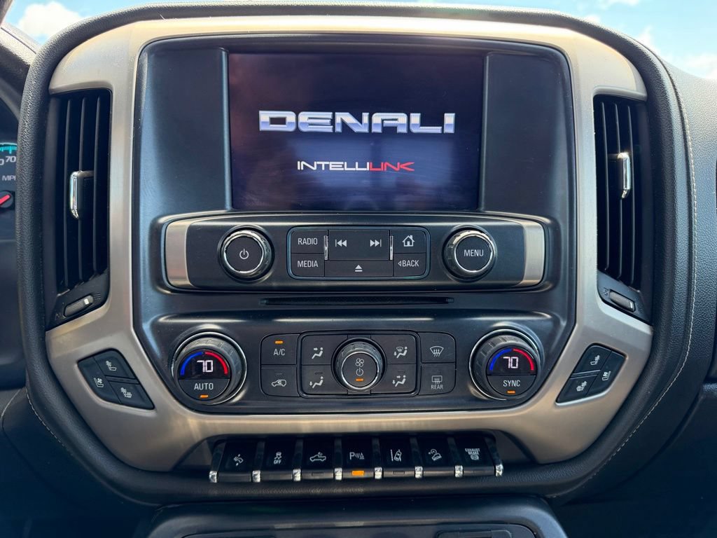 Used 2017 GMC Sierra 2500 Denali w/ Duramax Plus Package AWD/4WD image 13