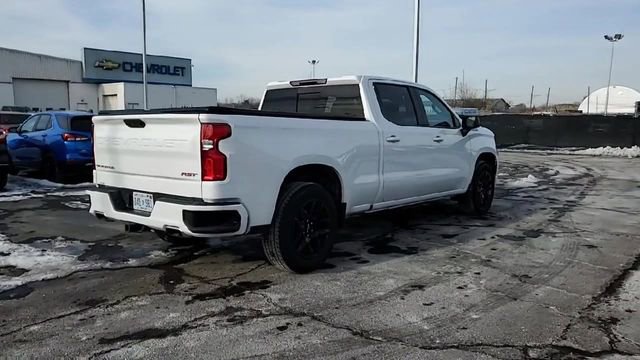 Used 2024 Chevrolet Silverado 1500 RST w/ Convenience Package II image 8