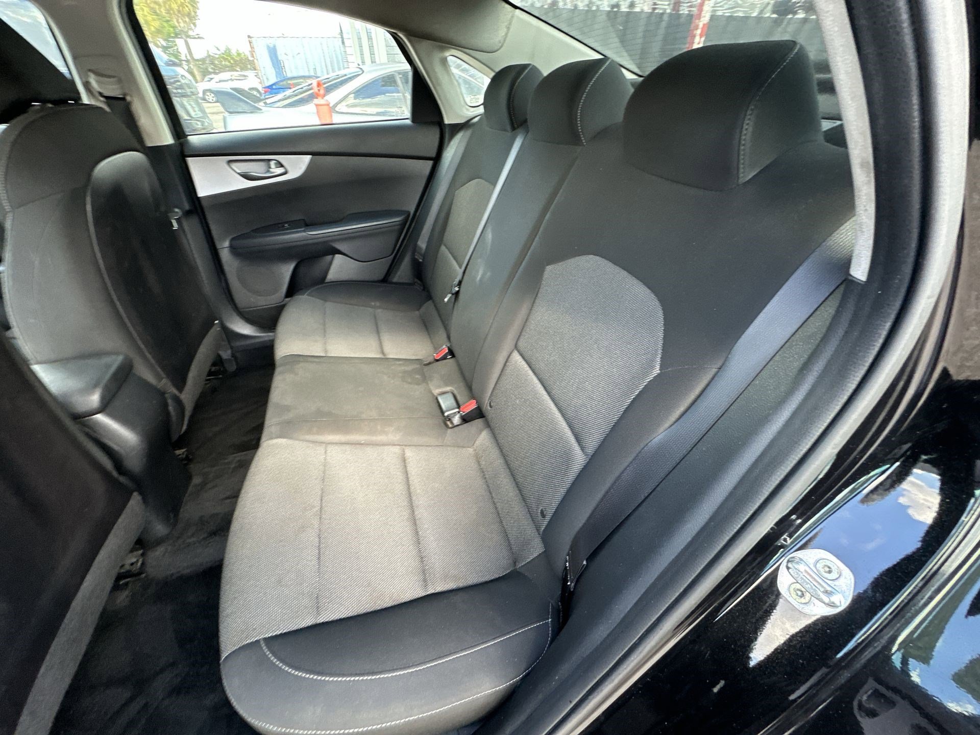 Used 2022 Kia Forte LXS image 26