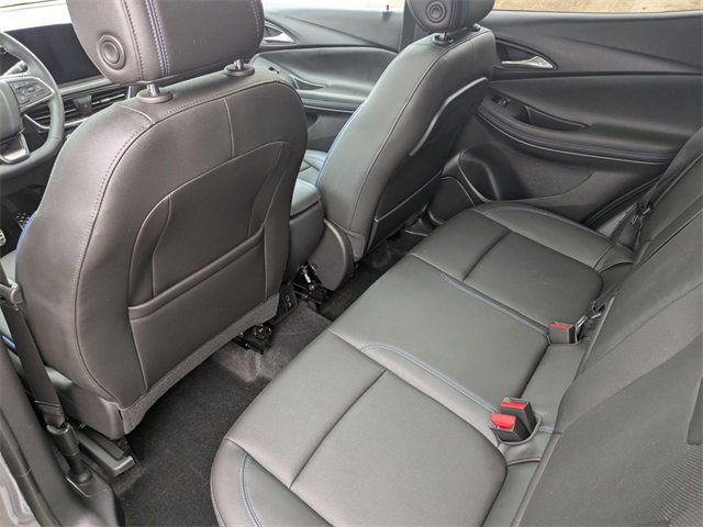 Used 2025 Buick Encore GX Sport Touring w/ Experience Buick Package image 22