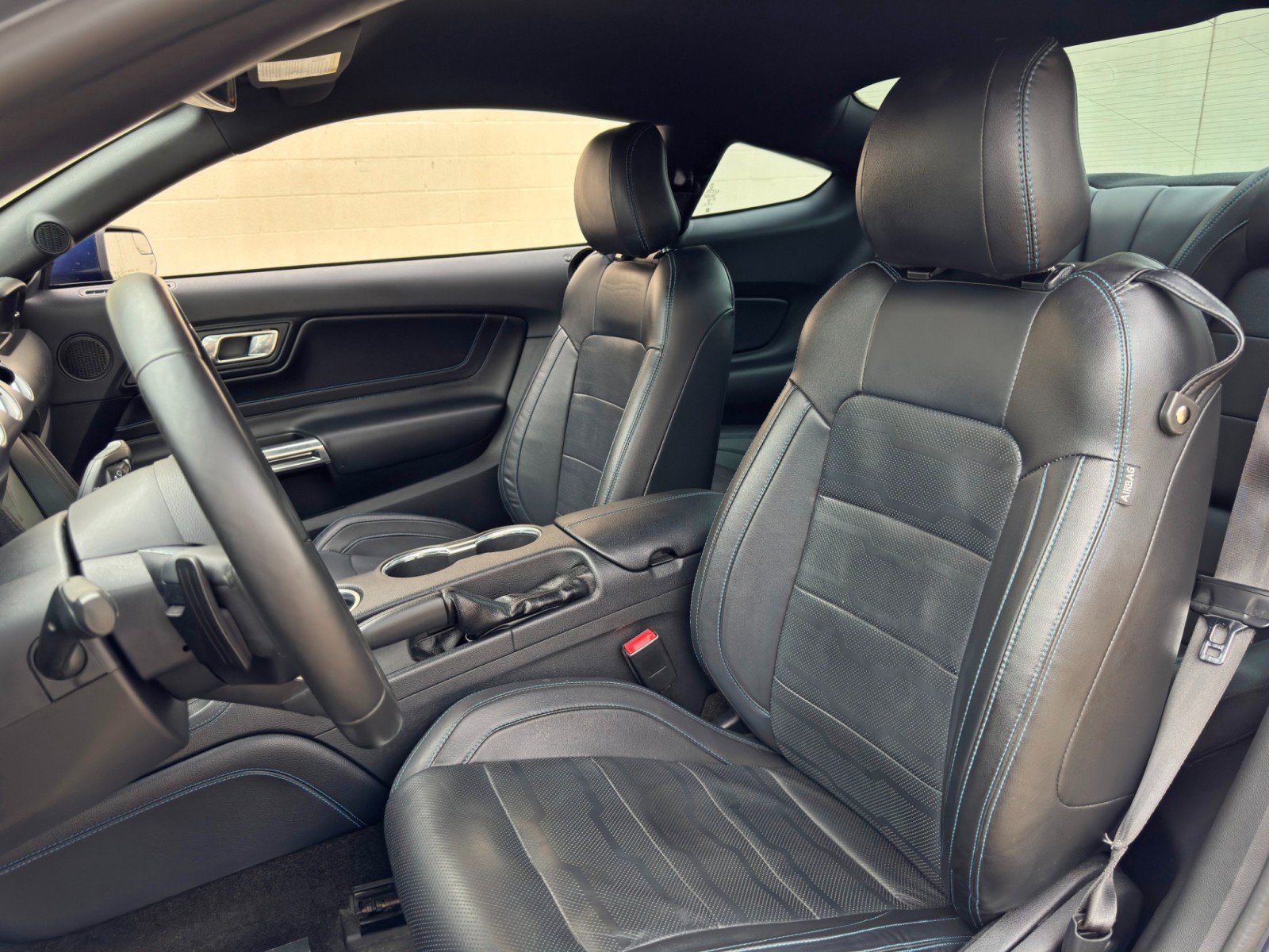Used 2018 Ford Mustang Premium w/ Equipment Group 201A RWD image 30