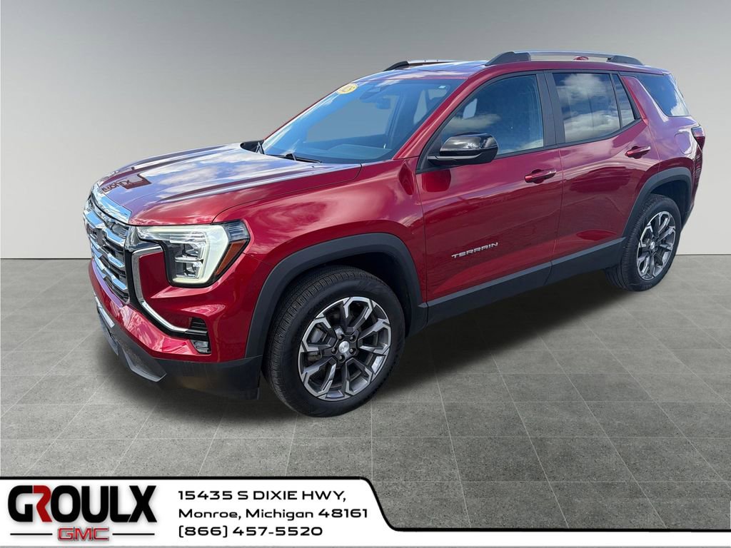 Used 2025 GMC Terrain Elevation w/ Elevation Premium Package