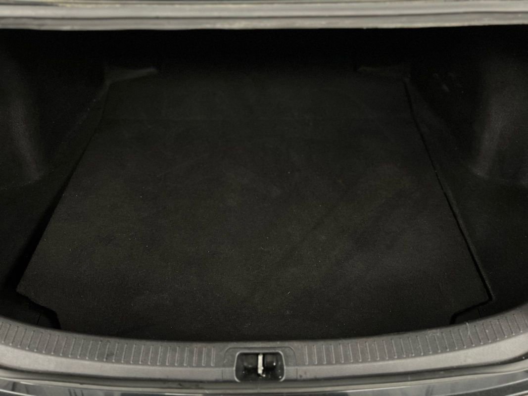 Used 2020 Toyota Corolla SE FWD image 29
