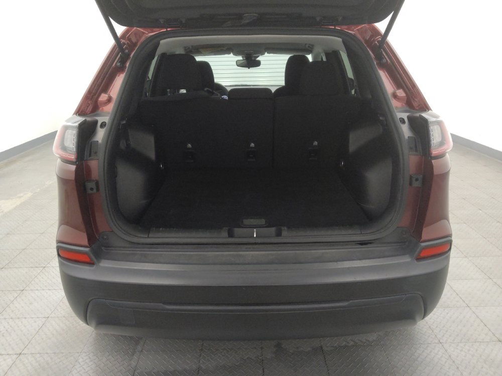 Used 2021 Jeep Cherokee Latitude FWD image 29