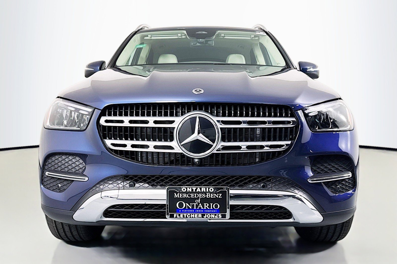 New 2026 Mercedes-Benz GLE 450e 4MATIC image 2