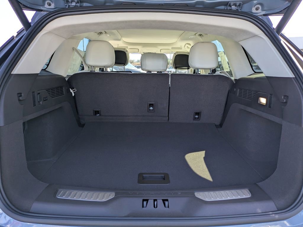 New 2026 Lincoln Nautilus Black Label image 13