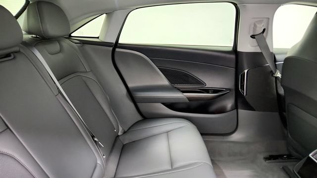 Used 2025 Lucid Air Pure RWD image 39