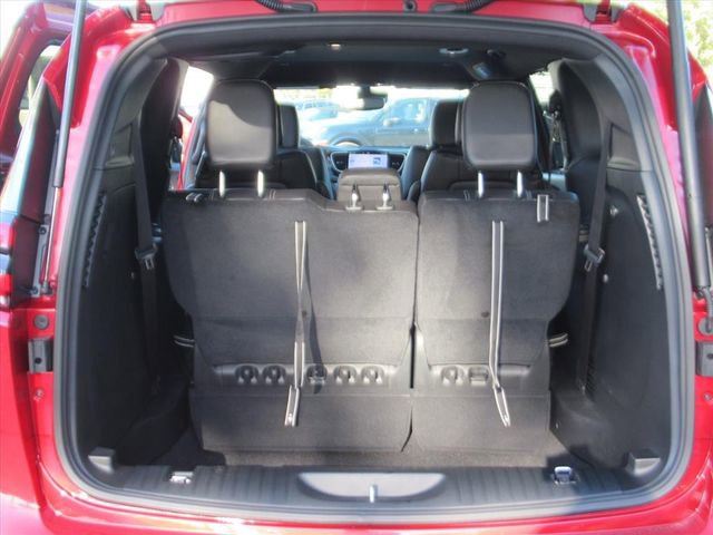 New 2026 Chrysler Pacifica Select FWD image 32