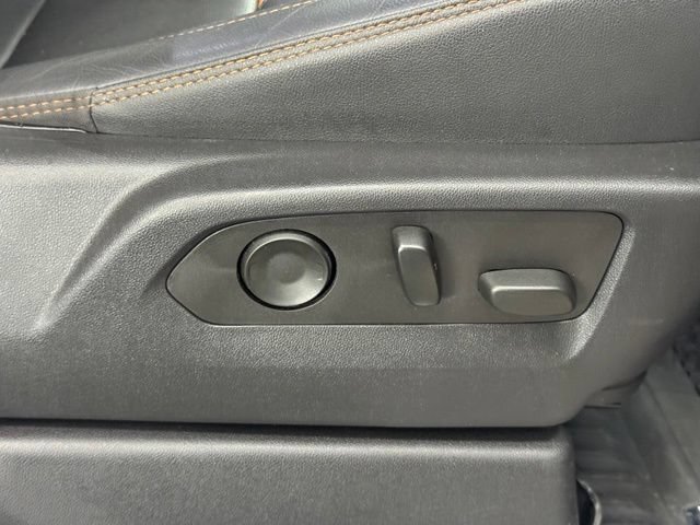Used 2022 GMC Sierra 1500 AT4 w/ AT4 Preferred Package AWD/4WD image 28