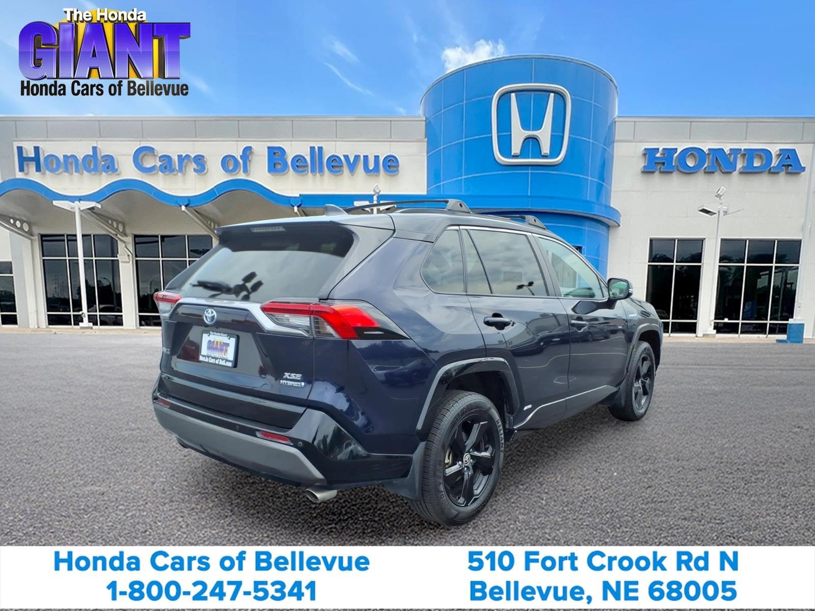 Used 2021 Toyota RAV4 XSE AWD/4WD image 5