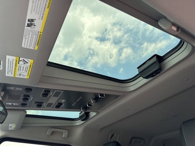 Used 2024 INEOS Grenadier Base image 23