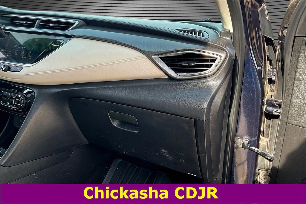 Used 2021 Buick Encore GX Essence w/ Sport Touring Package image 25