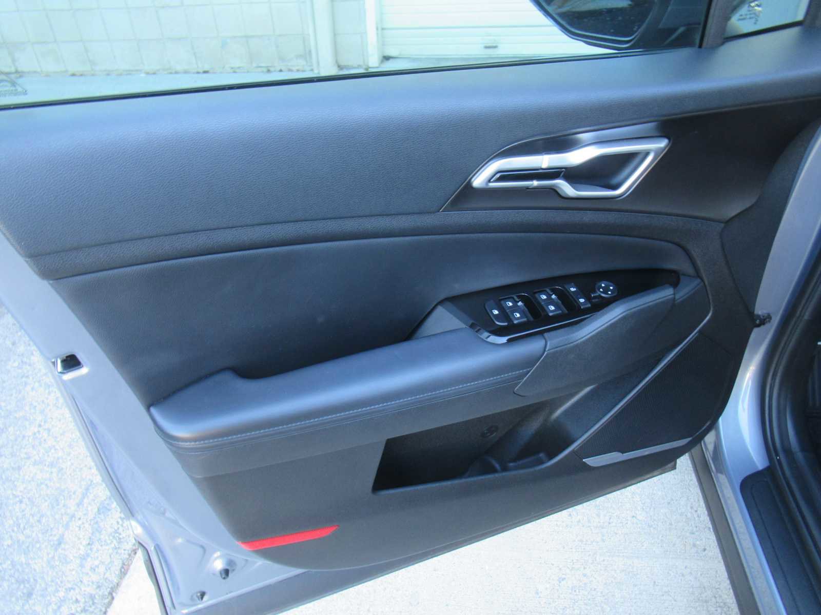 Used 2023 Kia Sportage EX image 14