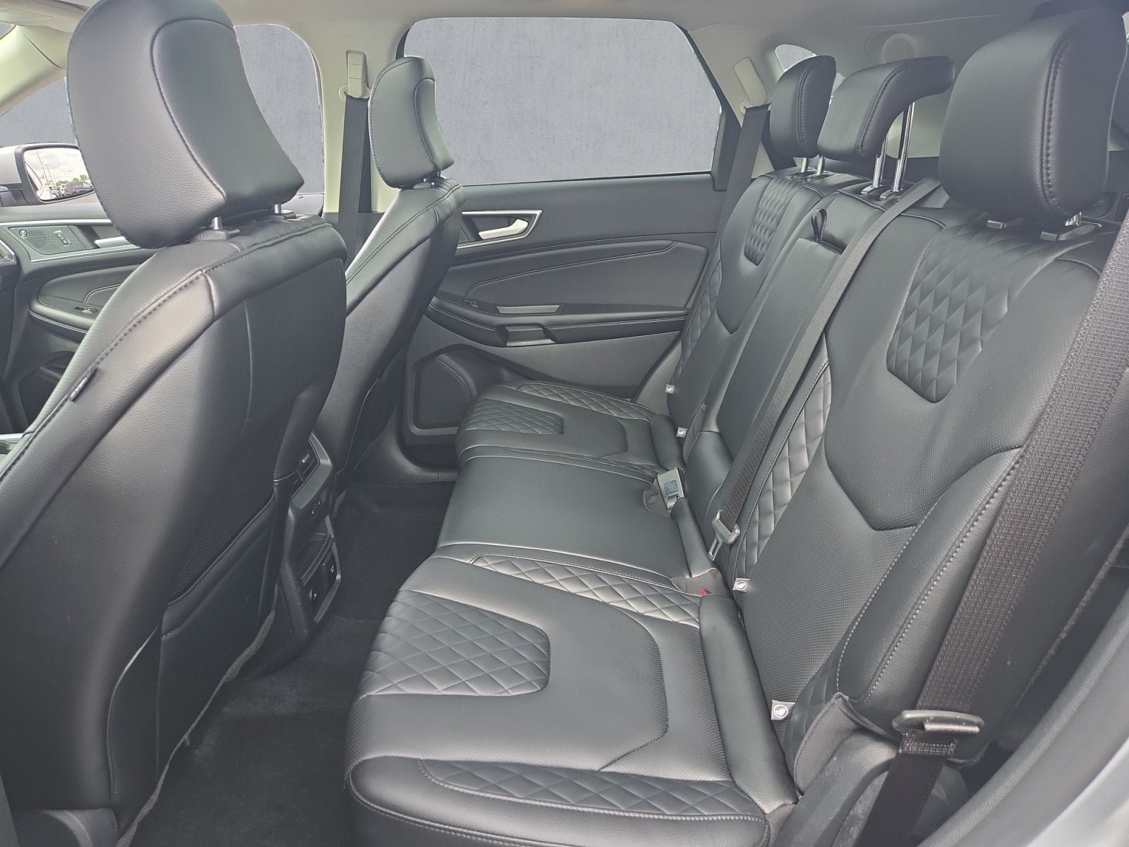 Used 2024 Ford Edge Titanium w/ Equipment Group 301A AWD/4WD image 23