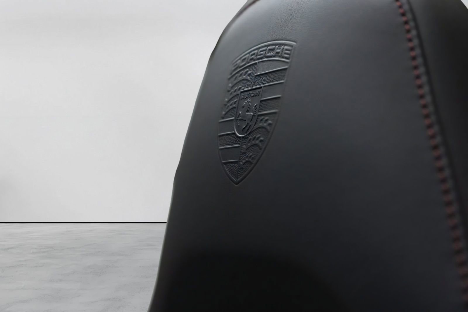 Used 2019 Porsche 911 Turbo image 43