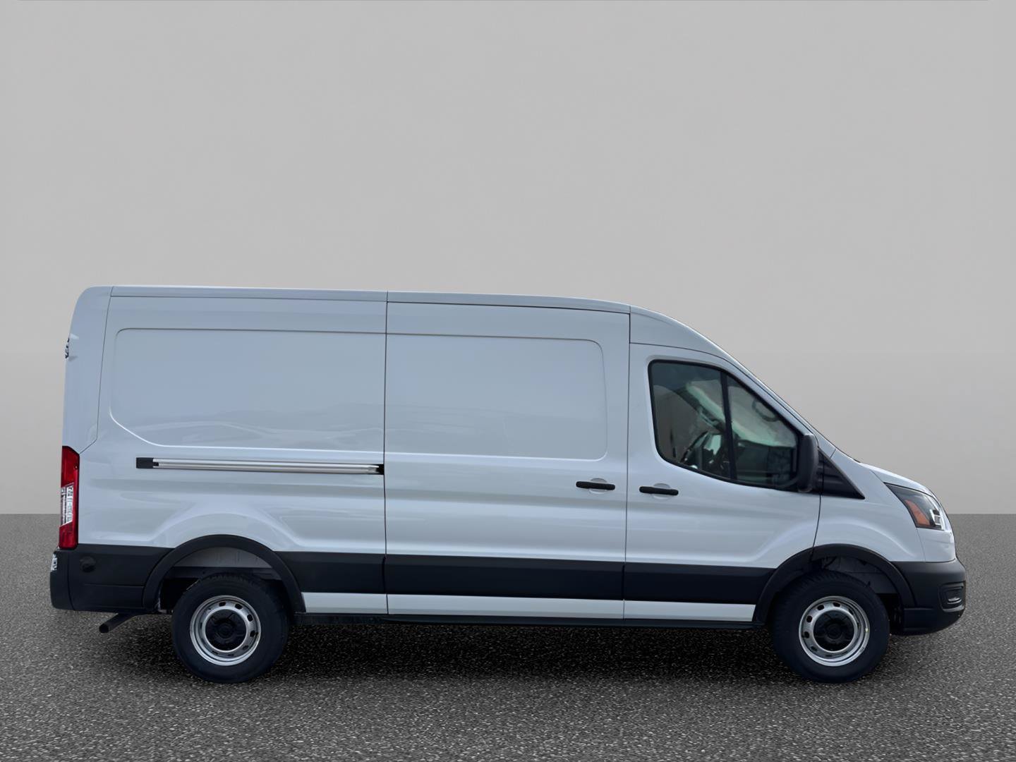 New 2026 Ford Transit 250 148 Medium Roof w/ Load Area Protection Package RWD image 7