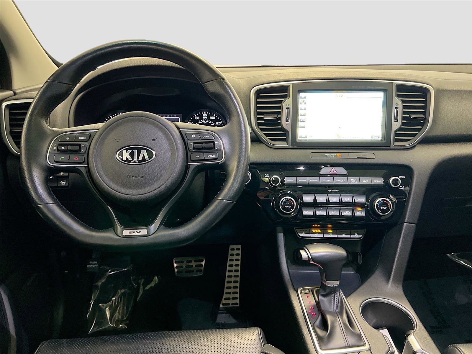 Used 2017 Kia Sportage SX image 2