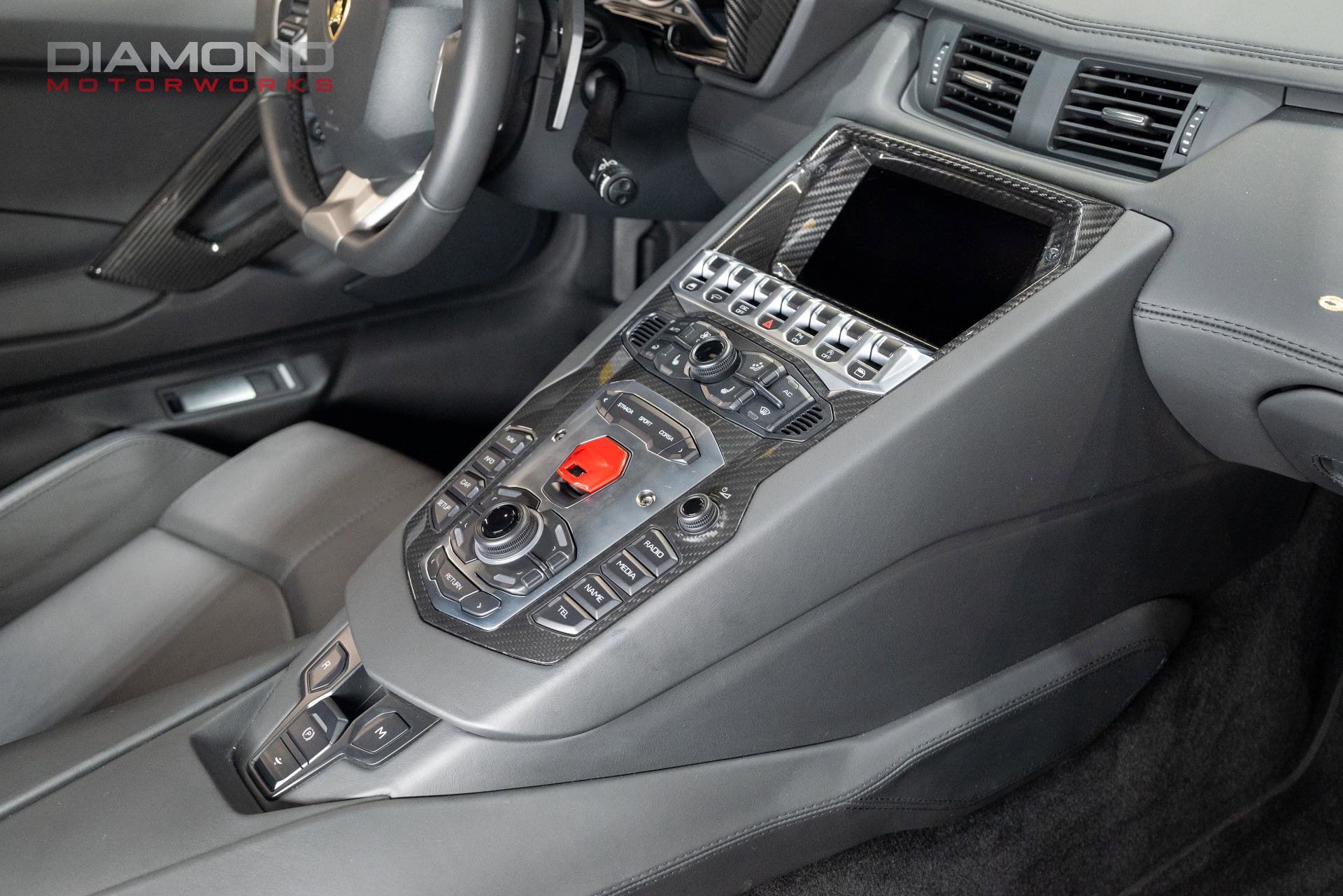 Used 2017 Lamborghini Aventador LP 700-4 image 97