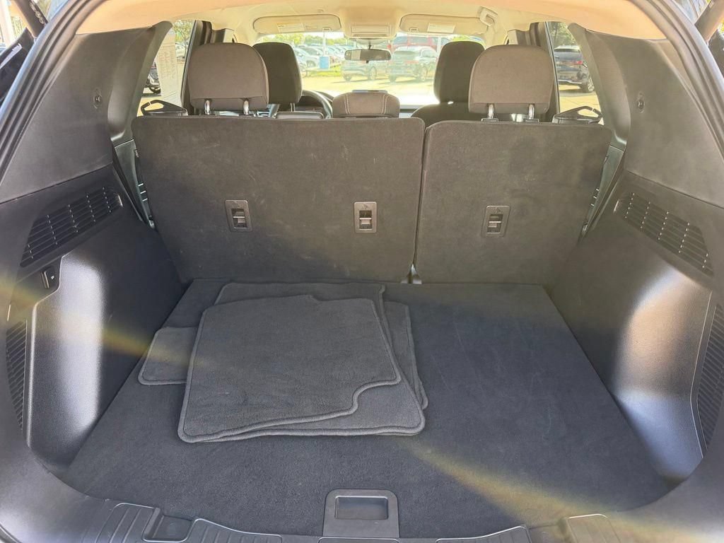 Used 2024 Ford Escape Active AWD/4WD image 25