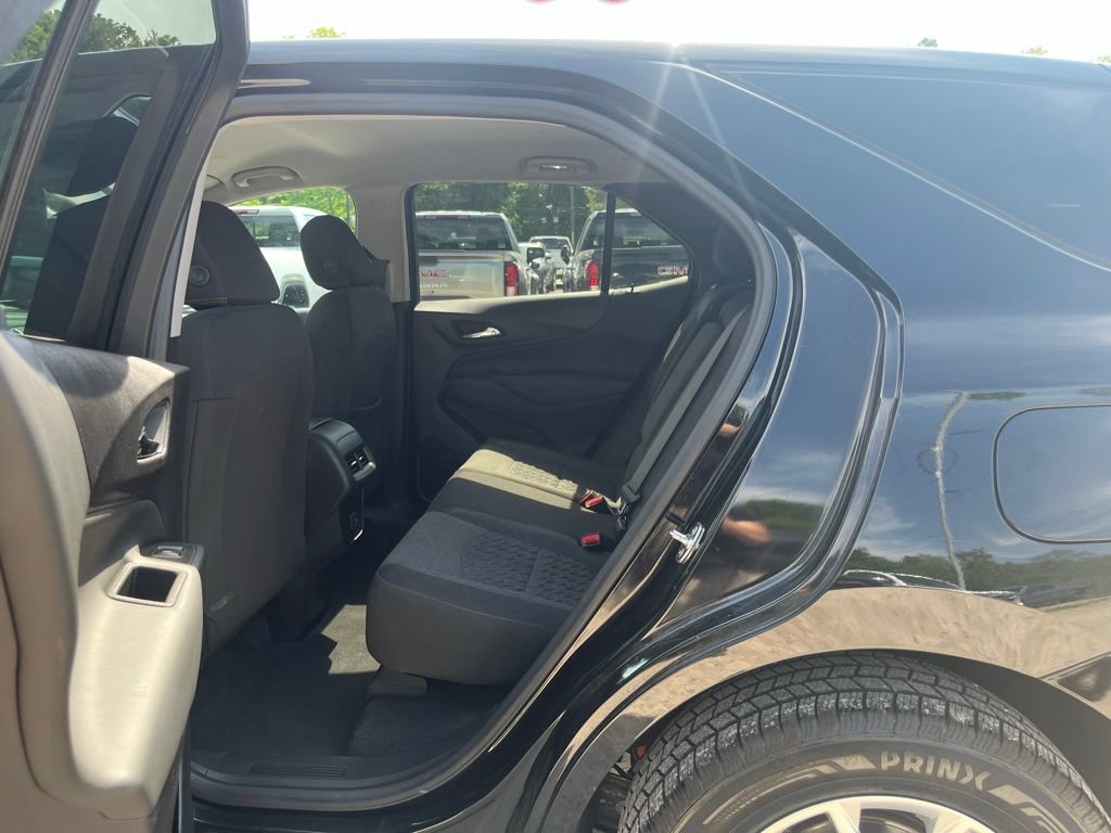 Used 2024 Chevrolet Equinox LT AWD/4WD image 32