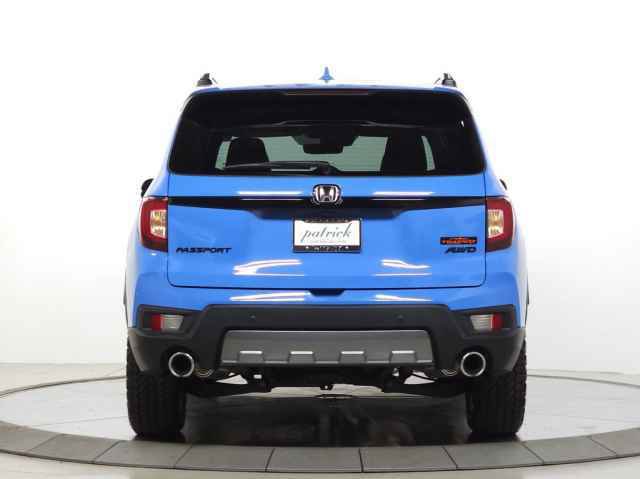 Used 2025 Honda Passport TrailSport image 8