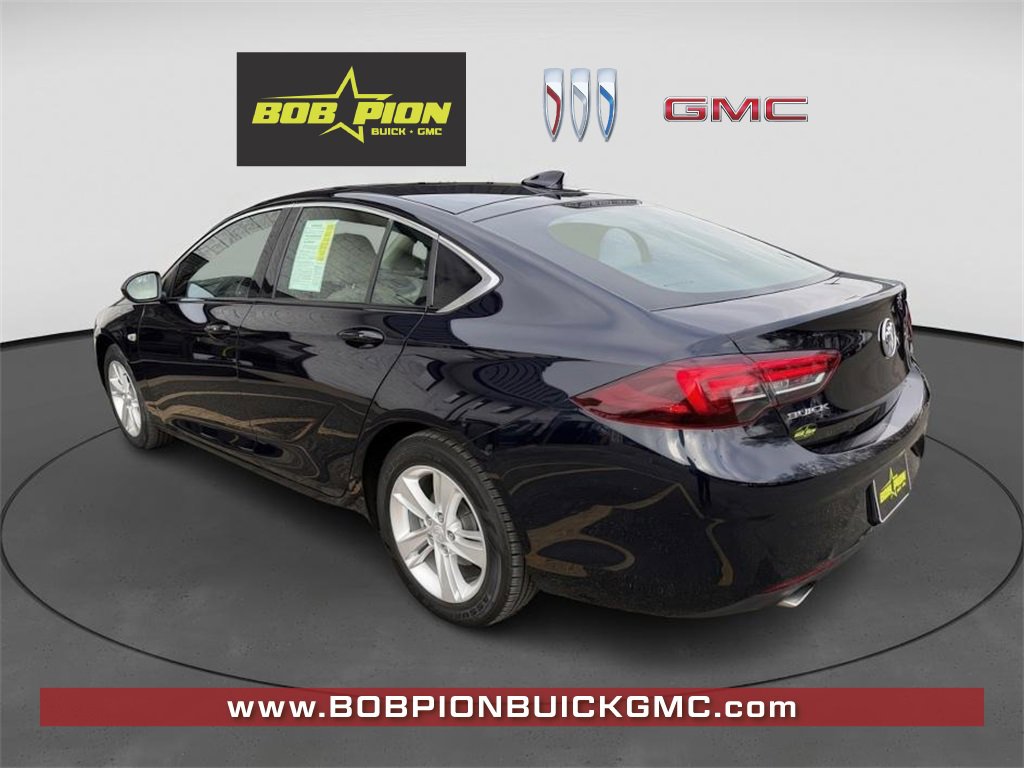 Used 2018 Buick Regal Preferred w/ Sights and Sounds Package image 4