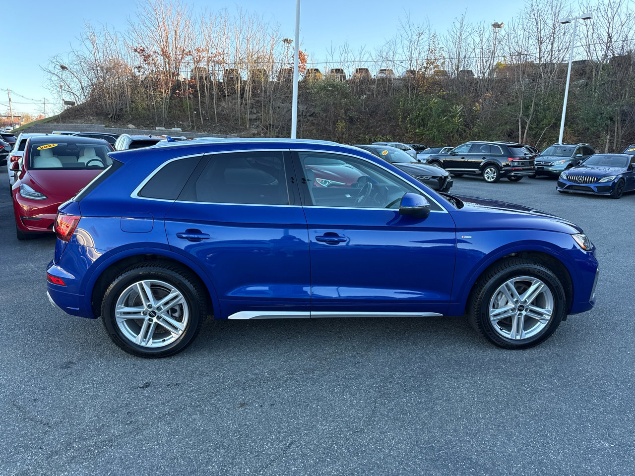 Used 2021 Audi Q5 e Premium Plus w/ Premium Plus Package image 9