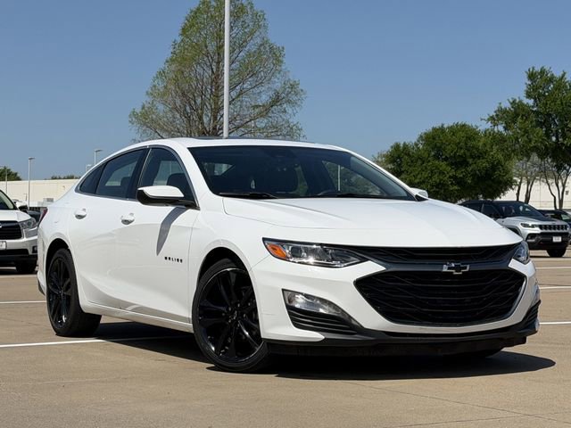 Used 2024 Chevrolet Malibu LT w/ Sport Edition image 2
