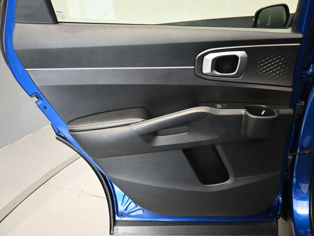 Used 2022 Kia Sorento S image 31