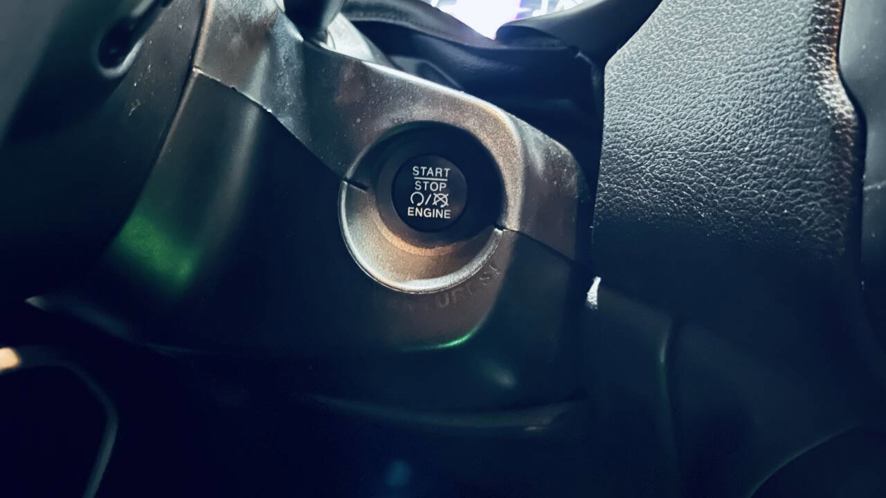 Used 2020 Jeep Renegade Sport w/ UConnect 7.0 Group FWD image 31