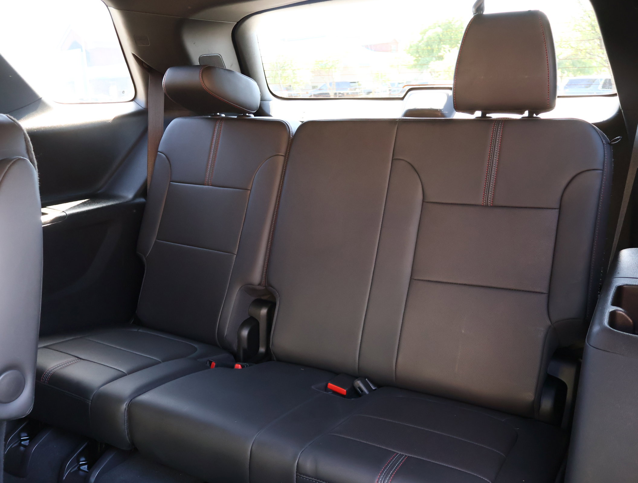 Used 2023 Chevrolet Traverse RS w/ LPO, Floor Liner Package AWD/4WD image 24
