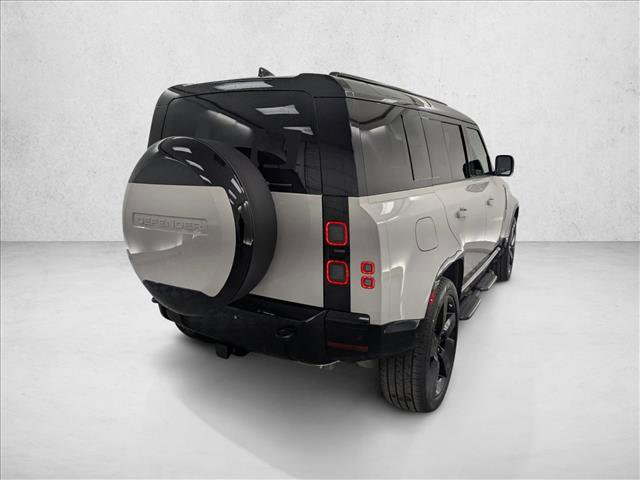 New 2026 Land Rover Defender 110 X-Dynamic SE AWD/4WD image 6