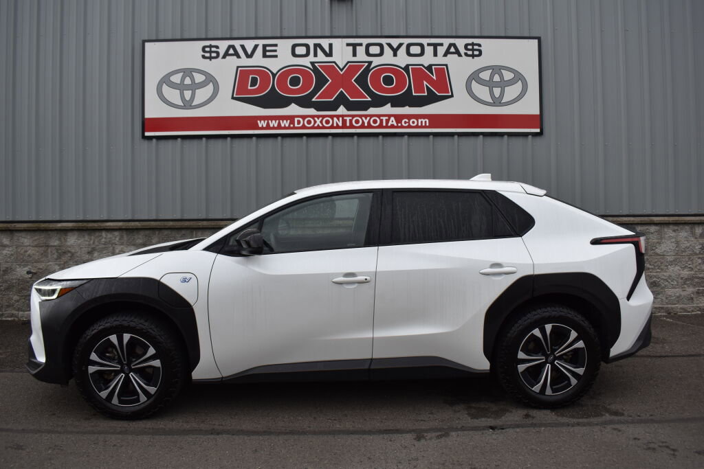 Used 2023 Subaru Solterra AWD