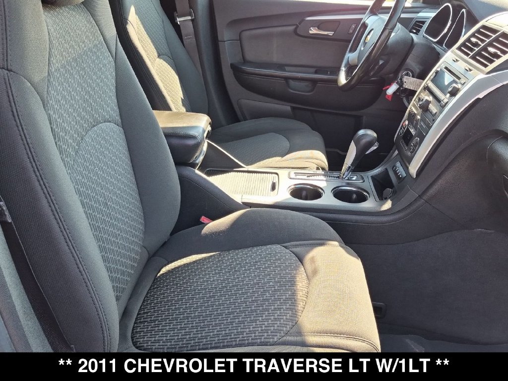 Used 2011 Chevrolet Traverse LT AWD/4WD image 31