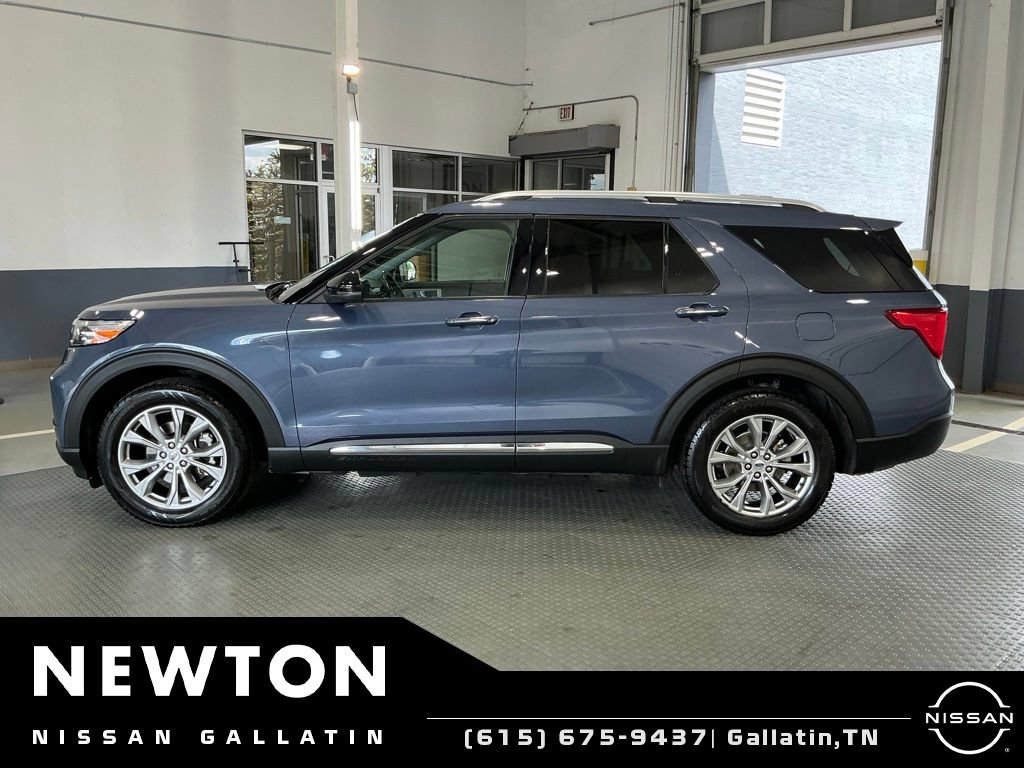 Used 2021 Ford Explorer Limited w/ Equipment Group 301A AWD/4WD image 3