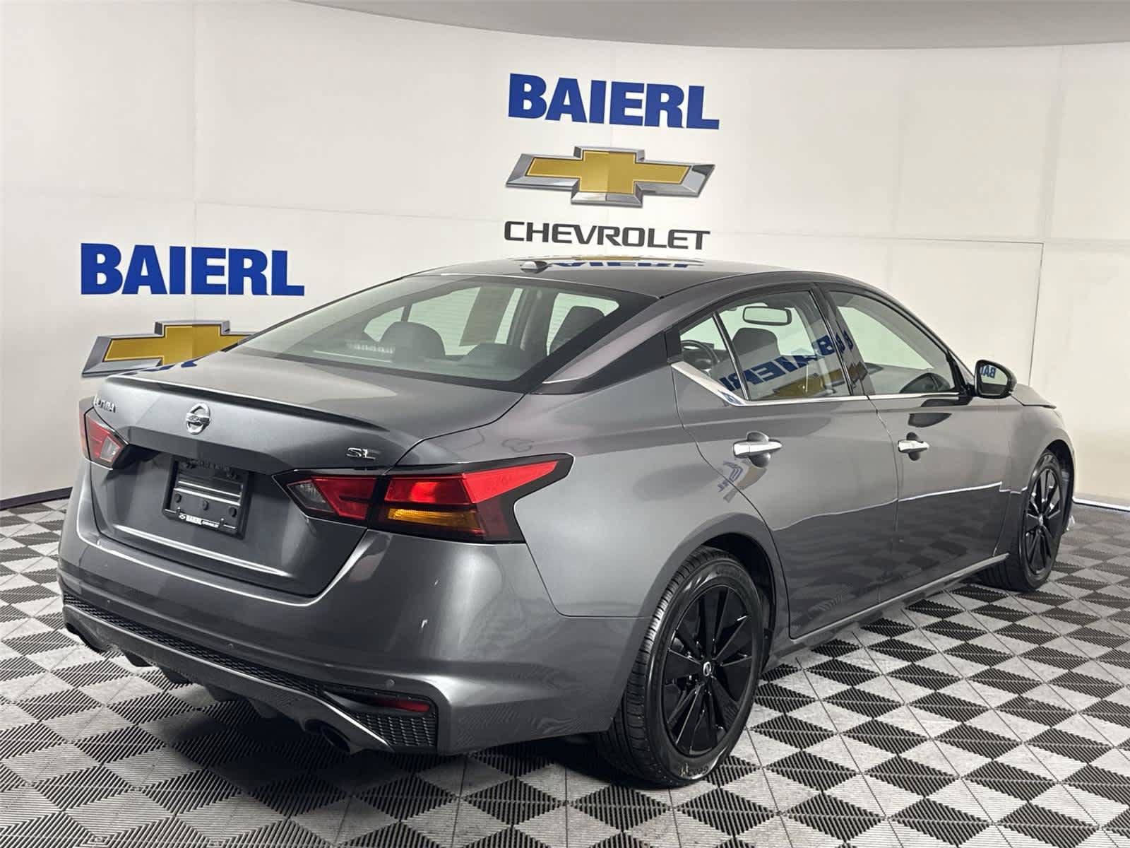 Used 2019 Nissan Altima 2.5 SL FWD image 5