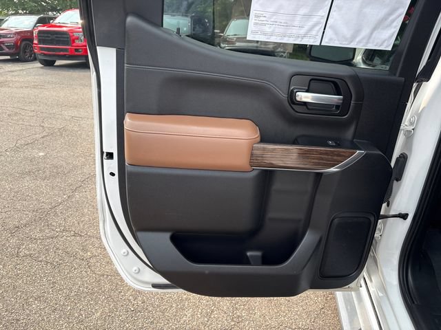 Used 2022 Chevrolet Silverado 1500 High Country w/ Technology Package AWD/4WD image 20