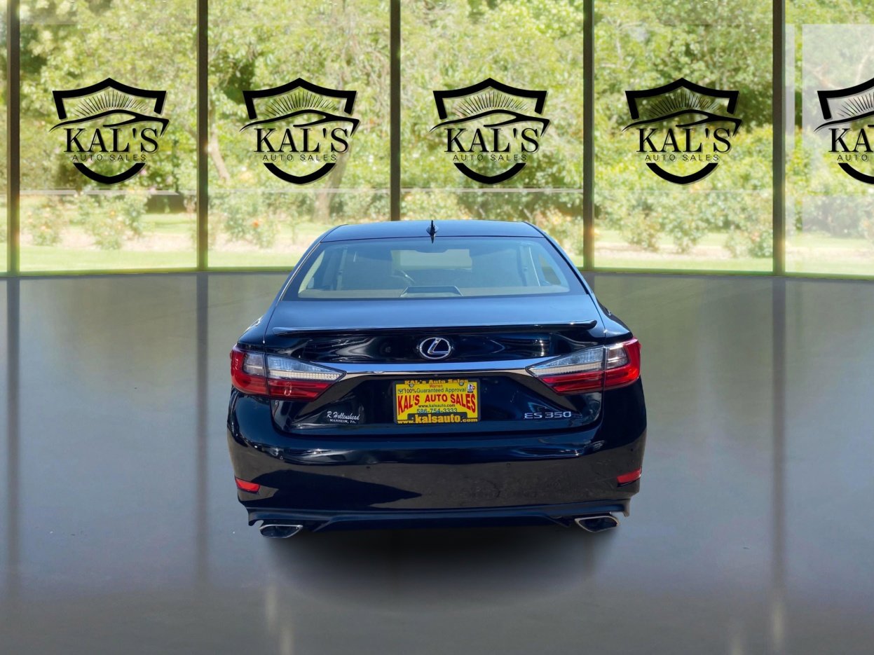 Used 2016 Lexus ES 350 w/ Luxury Package w/Wood Trim image 6