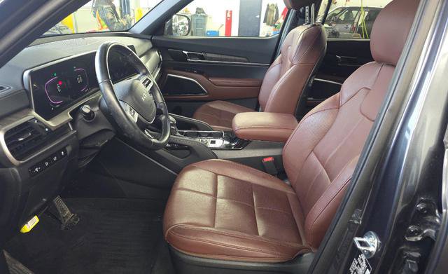 Used 2024 Kia Telluride EX image 5