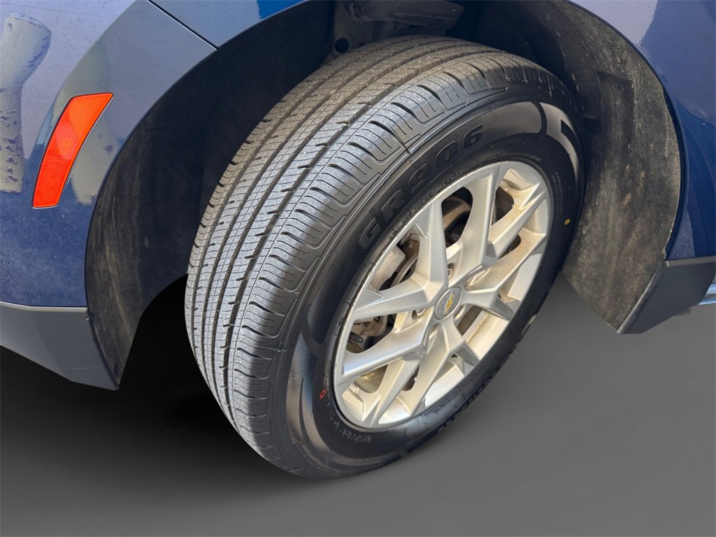 Used 2022 Chevrolet Equinox LS image 10