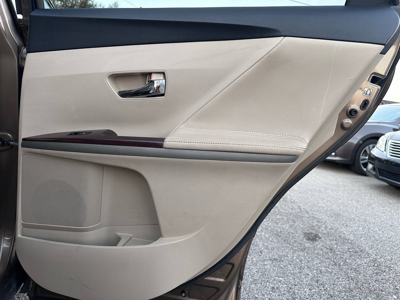 Used 2013 Toyota Venza XLE image 18