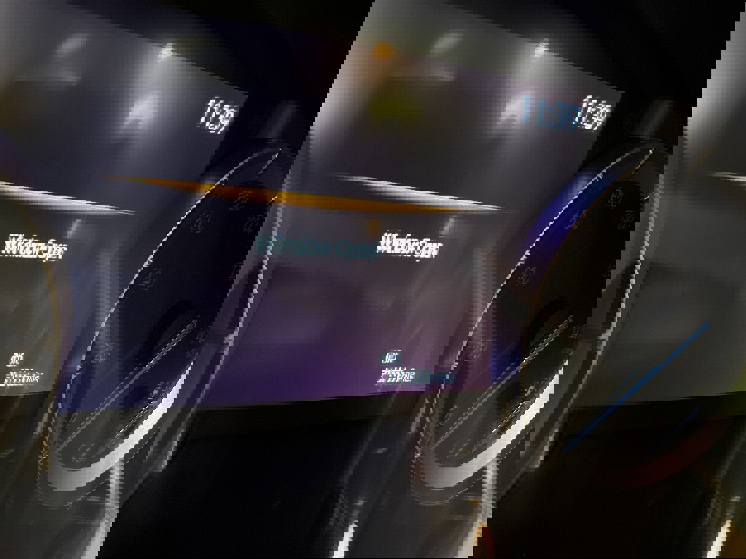 Used 2022 Toyota Highlander XLE image 7