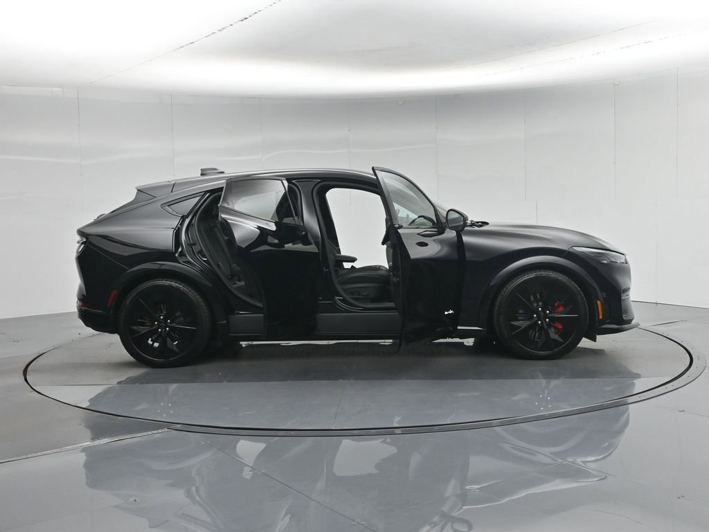 Used 2025 Ford Mustang Mach-E GT image 3