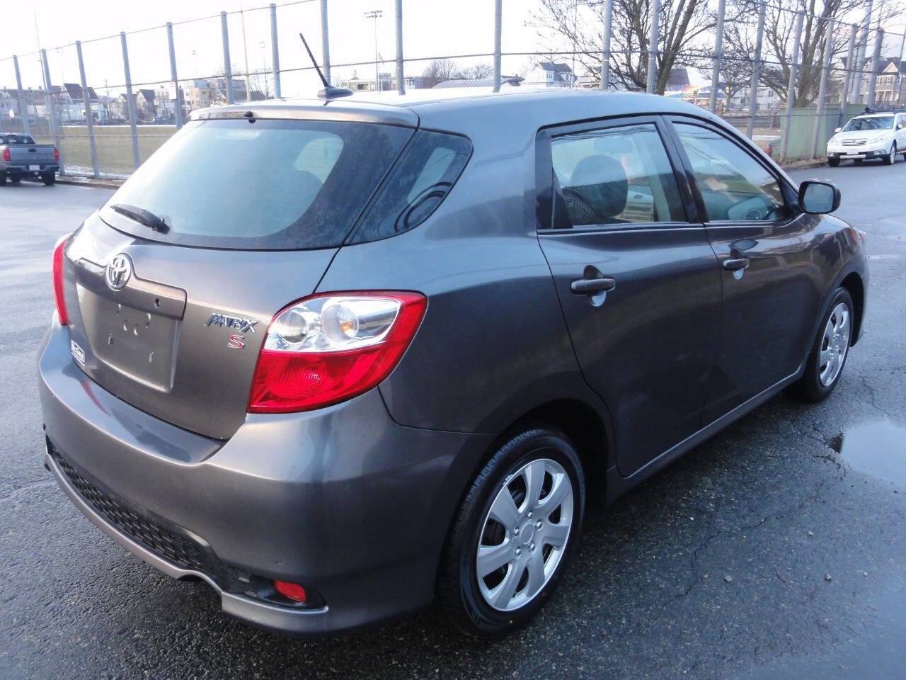 Used 2012 Toyota Matrix L image 3
