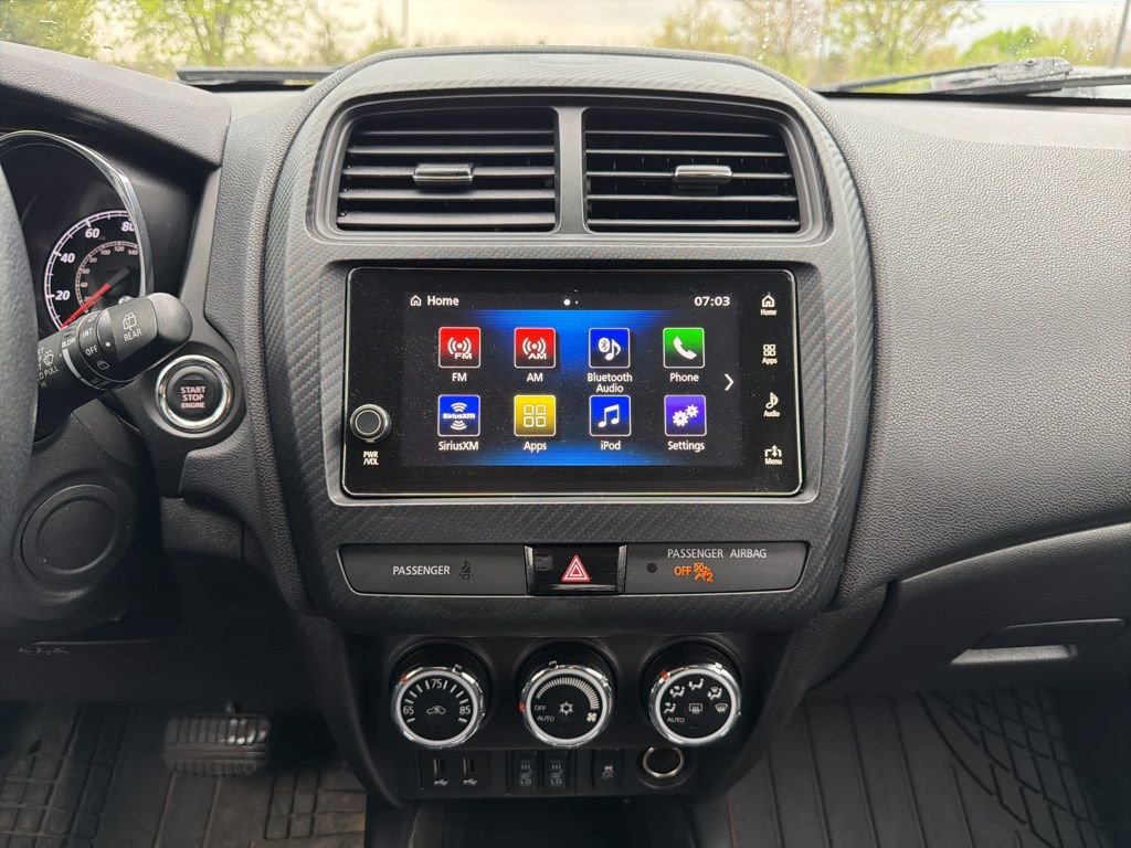 Used 2018 Mitsubishi Outlander Sport SE AWD/4WD image 11