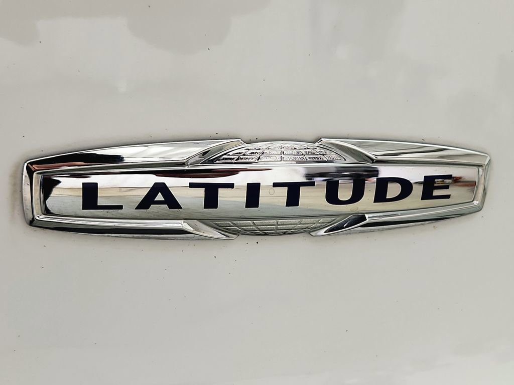 Used 2020 Jeep Cherokee Latitude image 27