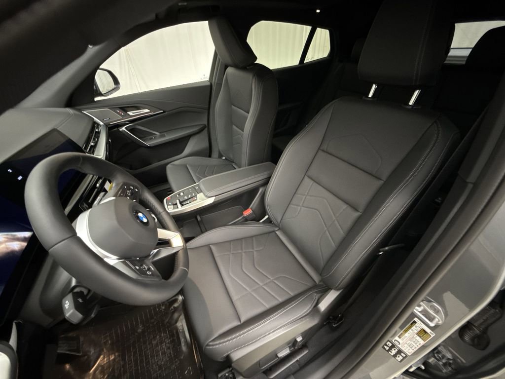 New 2026 BMW X2 xDrive28i w/ Convenience Package AWD/4WD image 12