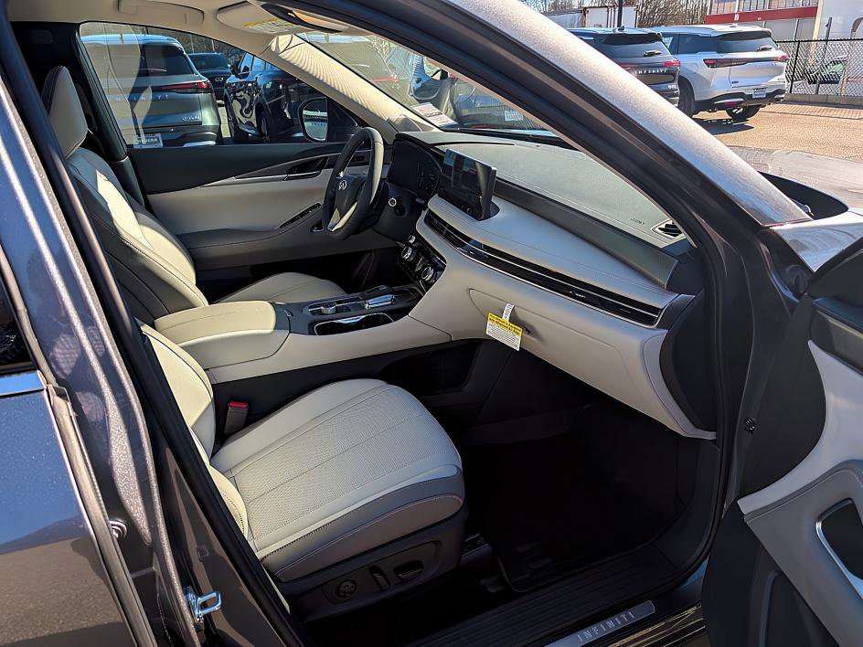 New 2026 INFINITI QX60 Luxe image 20