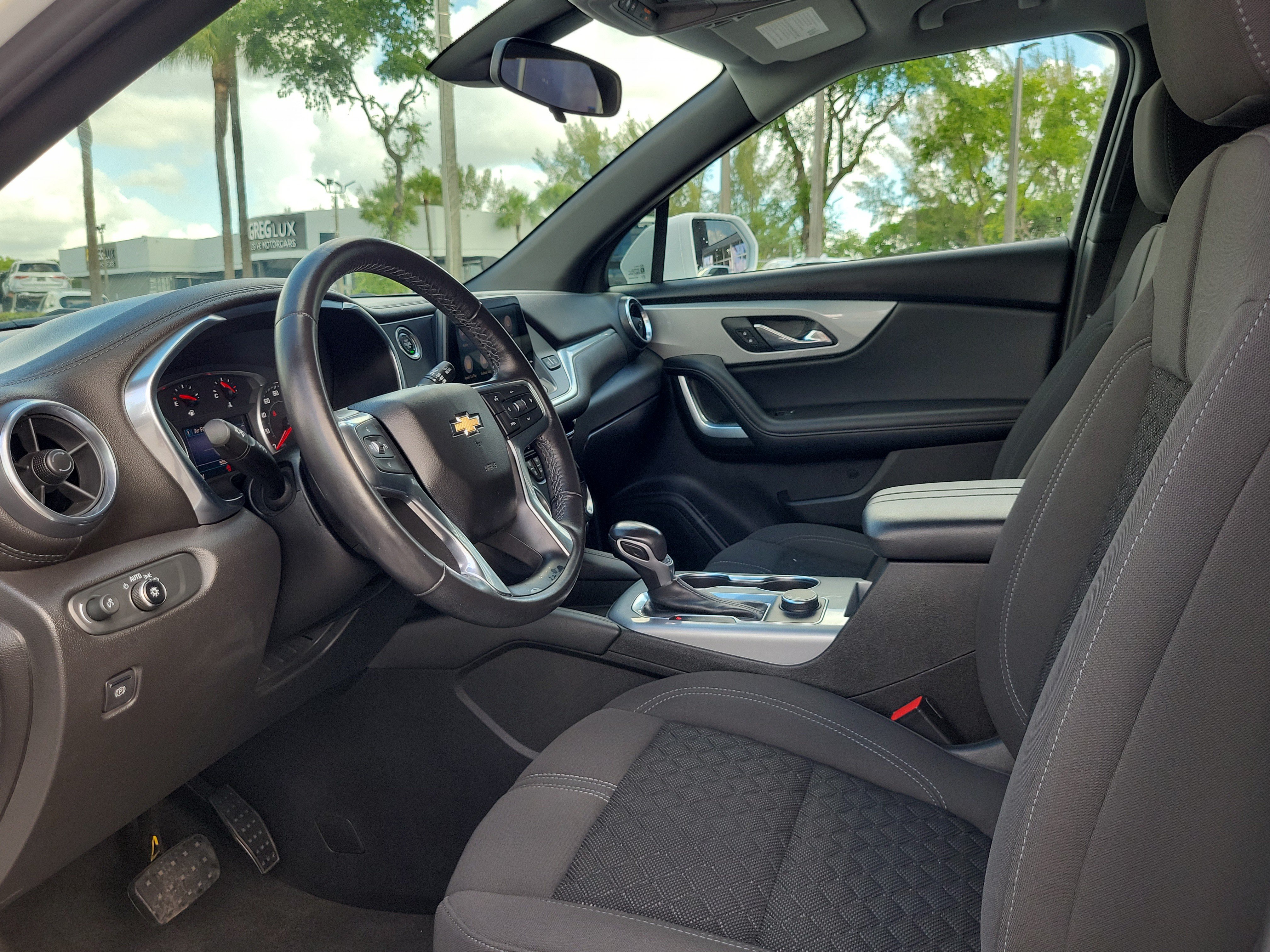 Used 2020 Chevrolet Blazer LT FWD image 11
